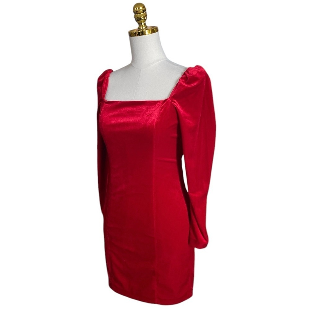 1.STATE Women’s Princess Seamed Red Velvet Mini Cocktail Dress Size Small - Picture 4 of 7